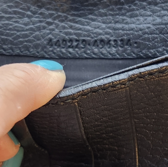 GUCCI Pebble Grain Leather Wallet - Picture 13 of 13